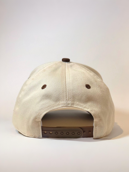 Highwayman hat cream canvas with brown clasp